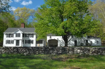105 Lexington Rd