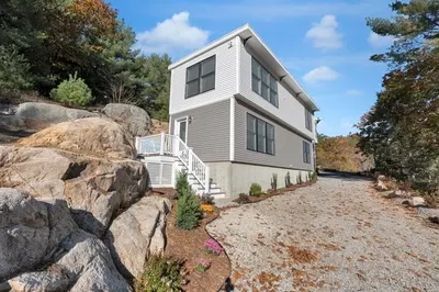 605 Western Ave #2