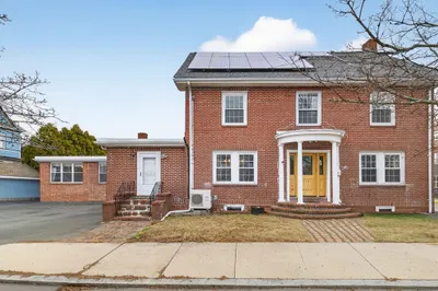 3 Hawthorne Street 1