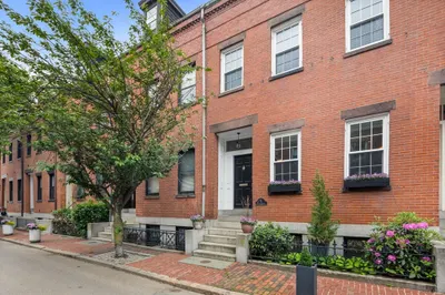 9 Bond St 1