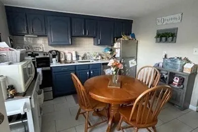 19 Vine St #6