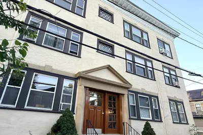 59 Sacramento St #11 1