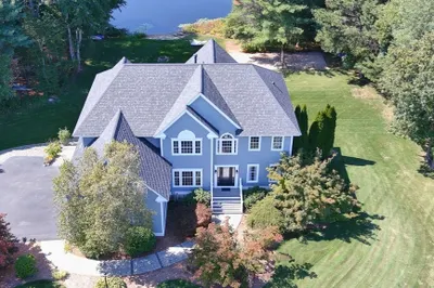 10 Dunham Pond Rd 1