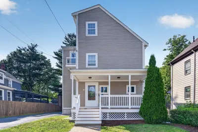 102 Pierce Street 1