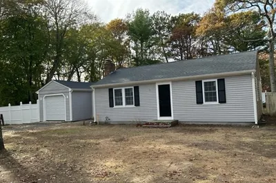 373 Oakland Rd
