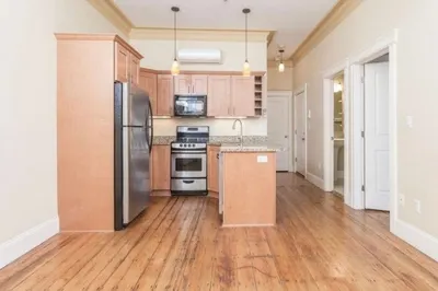 263 Newbury St #6