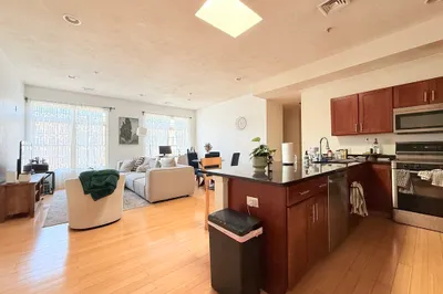 9 Gardner St #14 1