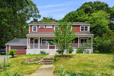 55 Robert Road 1