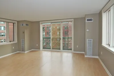 10 Rogers St #416