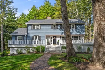 25 Cedar Hill Rd