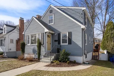 64 Newfield St