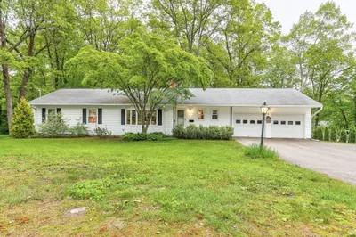 45 Surrey Ln 1