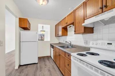 41 Revere St #3