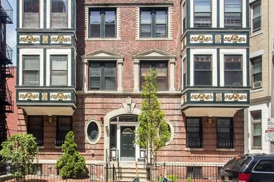 75 Burbank Street #201