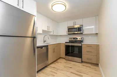 278 Beacon St #16