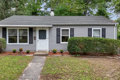 122 Fetherston Ave 1