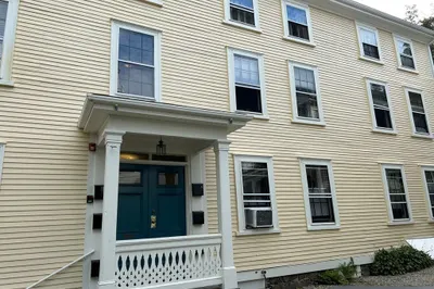 45 Washington St #4 1