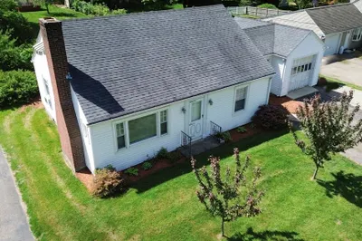 379 E Main St 1