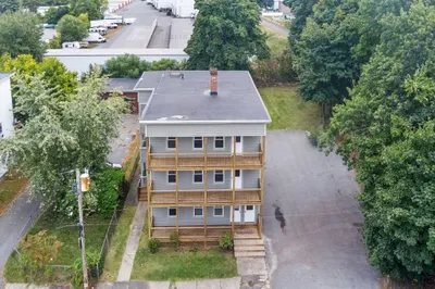 62 Hartford St