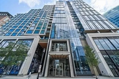 133 Seaport Blvd #817