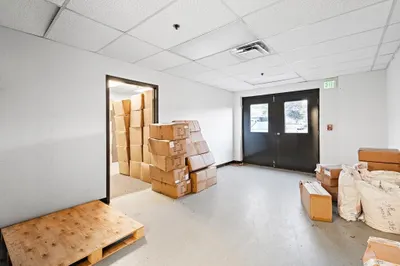 23 Cummings Park Dr 1