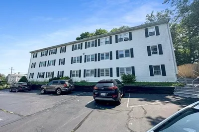 479 Durfee St #11