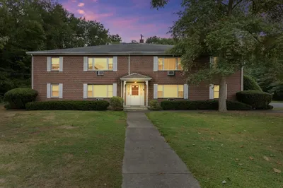 56 Mary Ln #8 1