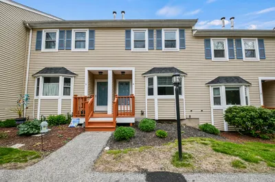 22 Charles Street #4