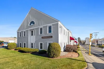 380 Lowell Street #202A