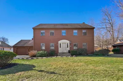 5 Longwood Avenue 1