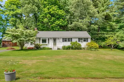 204 Hill Rd 1
