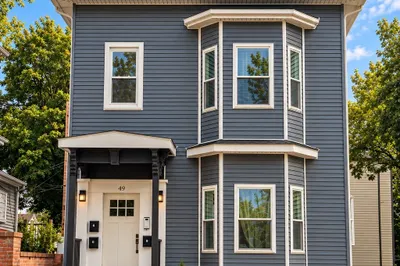 49 West Cottage St 1