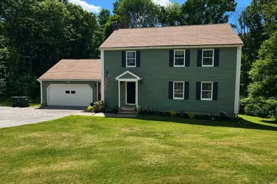 10 Garrison Heights Drive 1