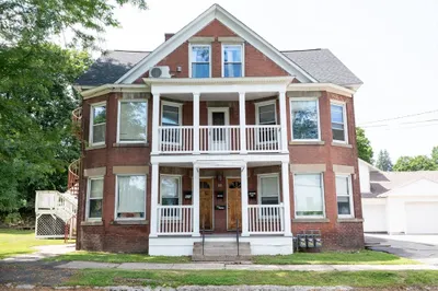 60 White St