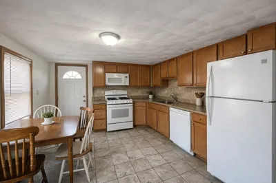 585 Somerville Ave #A1 1