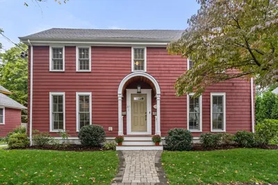 61 Brooks Ave #1