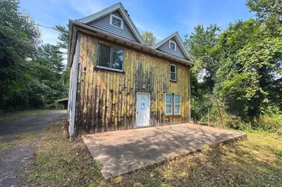 25 Kendrick St 1