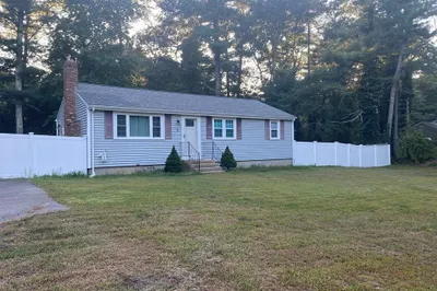 6 Watson St