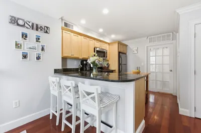 523 E 2nd St #5 1
