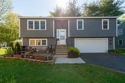 14 Cottage St #D 1