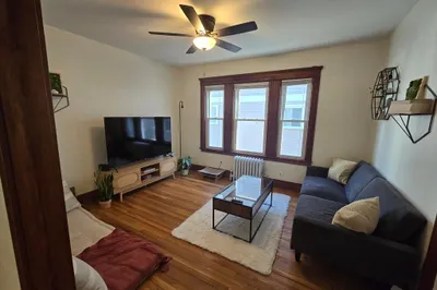 38 Hillside St #1