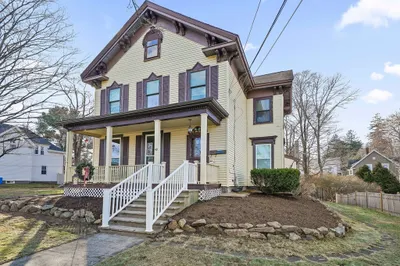 40 Maple Street