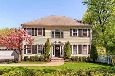 12 Pine Ridge Rd