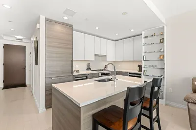 1 Franklin St #1611 1