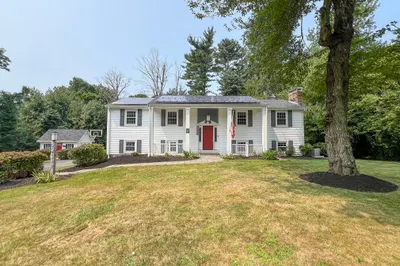 283 Vernon St 1