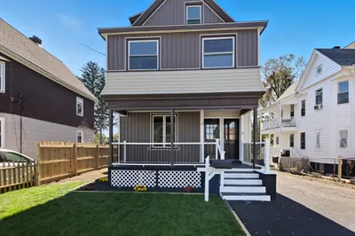 12 Saint James Ave 1