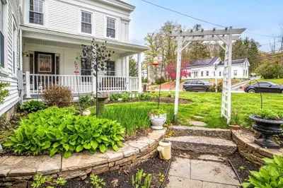 138a Main Street