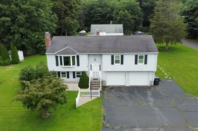 1928 E Mountain Rd