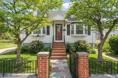 85 Winthrop Rd