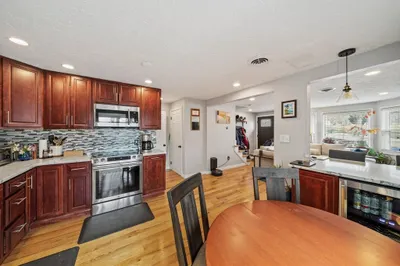 317 Grove #317